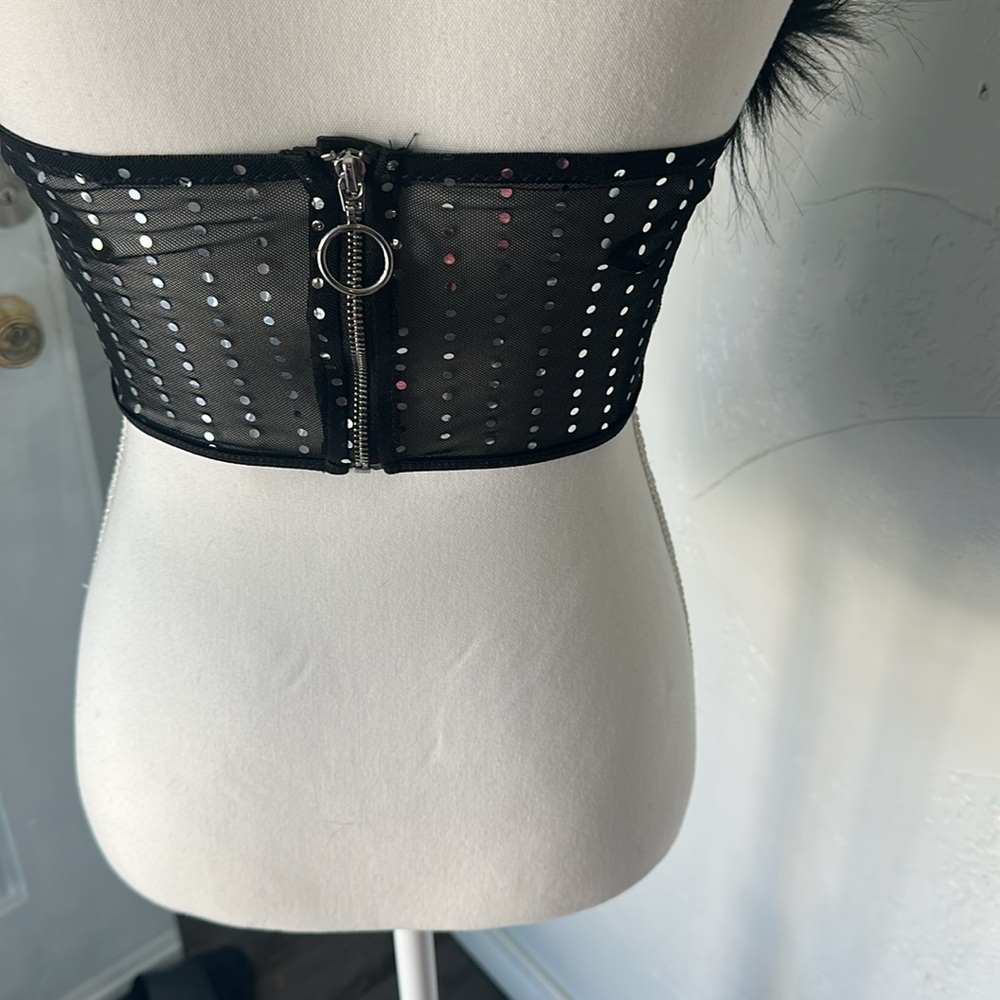 SHEIN Black Feathered Sequin Bra - Picture 4 of 7
